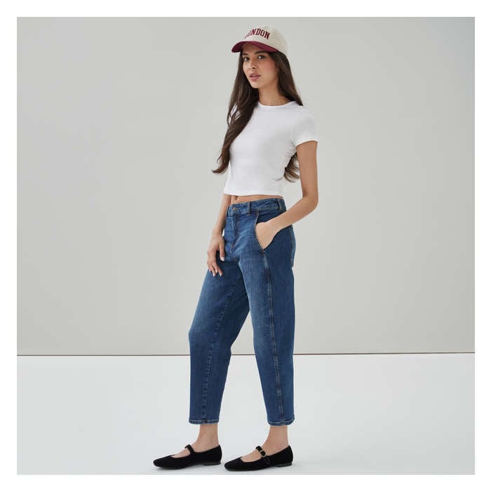 Aux Femmes Jean à jambe tonneau délavé foncé